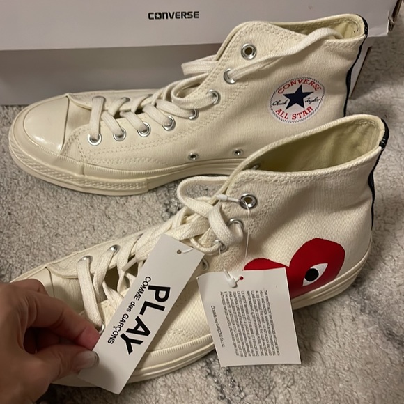 Comme des garcons PLAY x Converse Hightops NWT - Picture 2 of 6